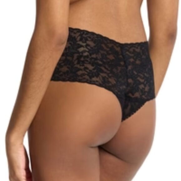 Retro Lace Thong - Picture 2 of 4